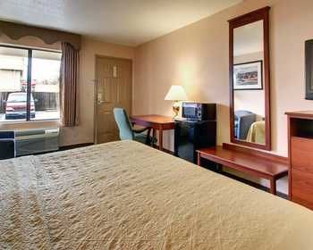 Others 3, Rodeway Inn North, Madison
