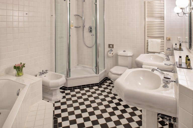 Bathroom 5, Schloss Rattey, Mecklenburgische Seenplatte