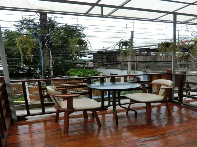 Food & Drinks 4, Khobjaina Homestay Soi 4, Chiang Khan