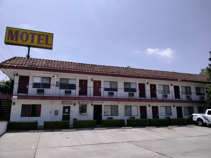 Others 4, Motel VIP, Los Angeles