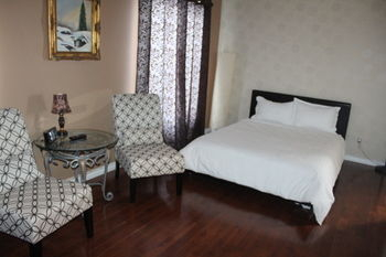 Other, Mac Bed and Breakfast, Ottawa