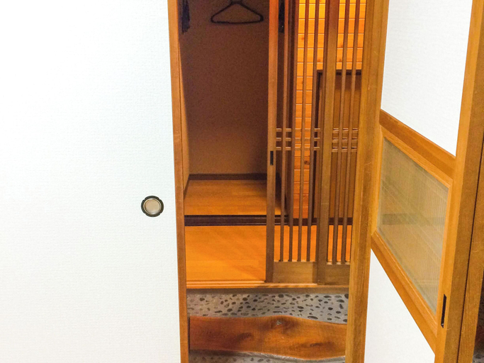 Others 5, Shiki House, Shiki