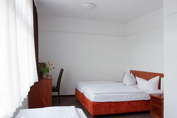 Guestroom 2, Eckstein, Berlin