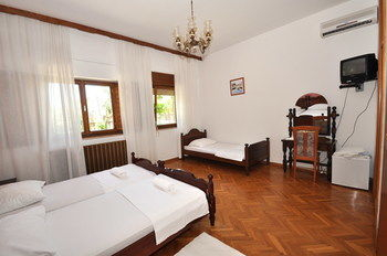 Others 3, Restaurant Pension Dioklecijan, Podstrana