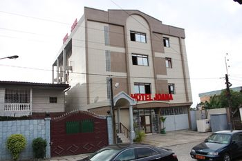 Others 2, Hotel Joana, Wouri