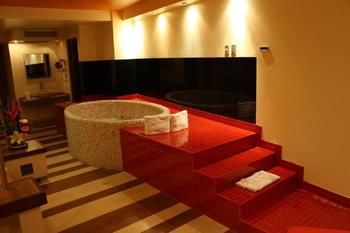 Others 3, Hotel Cuore, Mexico City