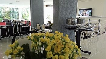 Others 4, Biss Inn, Goiania
