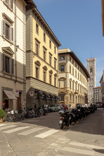 Others 4, Elegant Duomo apartment, Florence