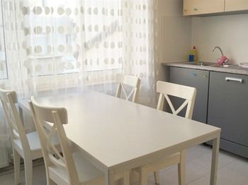 In-Room Dining 2, Homestay Nürnberg, Nürnberg