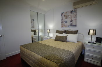 Others 5, Ensenada Motor Inn and Suites, Adelaide