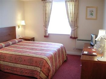 Others 4, The Emmbrook Inn Hotel, Wokingham