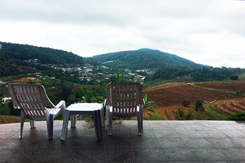 Others 5, Moningdao, Mae Rim