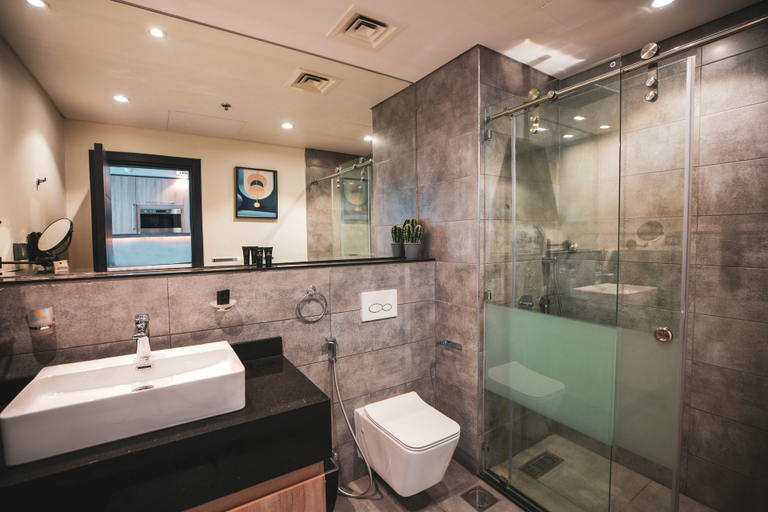 Bathroom 5, Royal Mansoura Residence Hotel, Doha