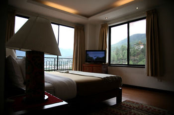 Others 5, KHANG RESIDENCY, Chang