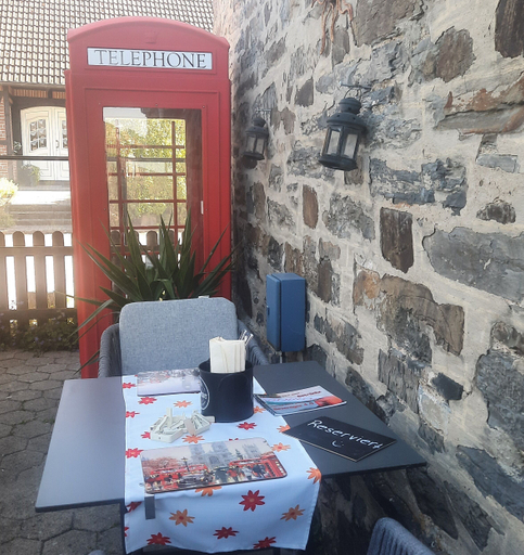Exterior & Views 2, Henblas-Hotel, Märkischer Kreis