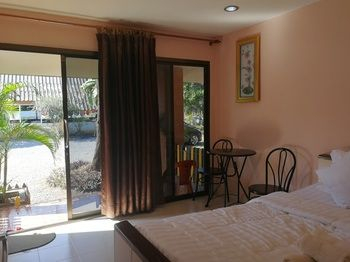 Others 5, Marina Resort and Restaurant, Langu