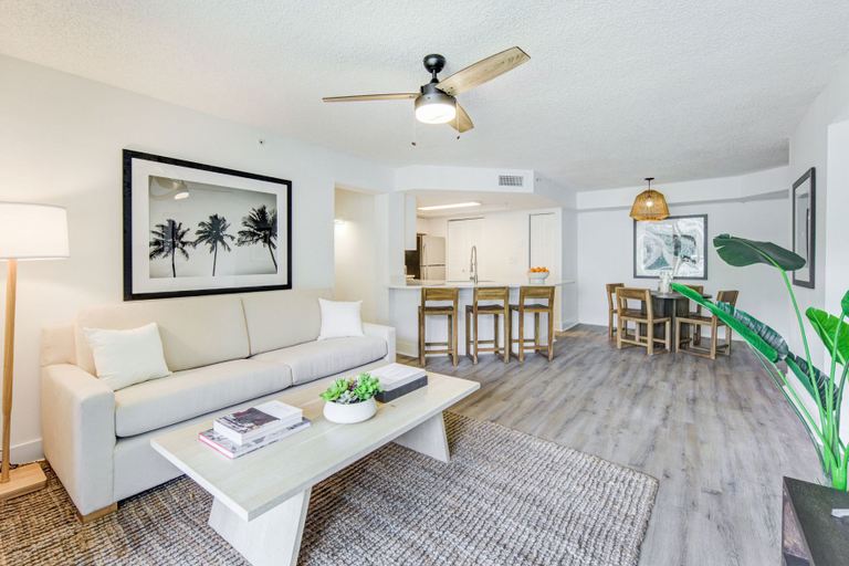Others 5, Tucker At Palm Trace Landings Fort Lauderdale, Broward