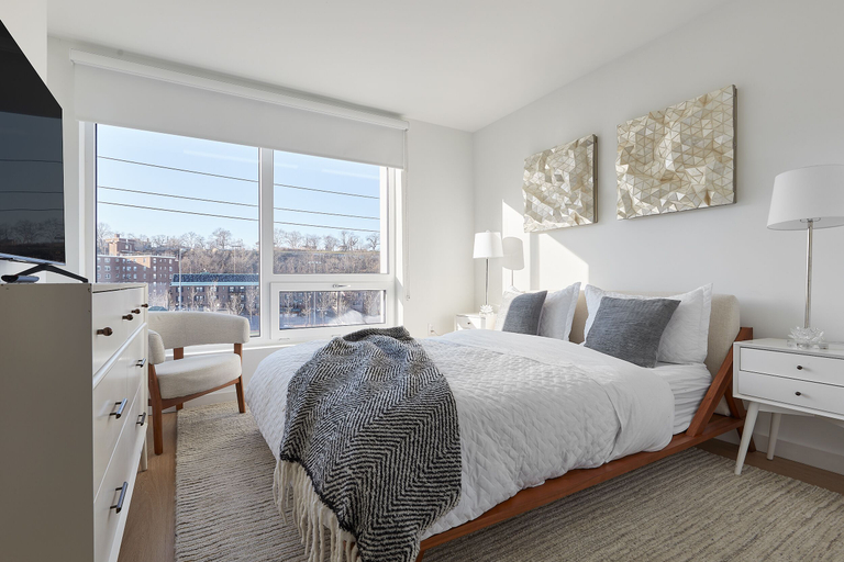 Others 2, NEW Fab 4 BR - Outdoor Deck - gym - Mins to NYC, Hudson