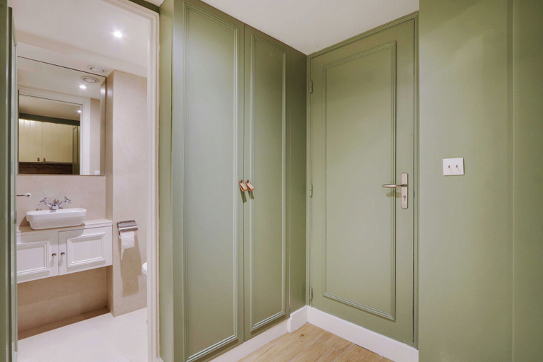 Bathroom 4, Charming Apartment - 2br/6p - Rue Mouffertard, Paris