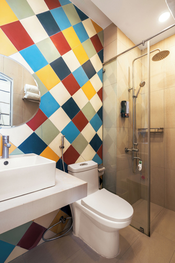 Bathroom 5, Amango Home Tran Hung Dao, District 1