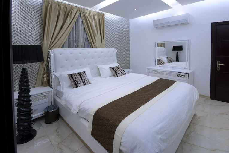 Others 3, Jawharat Layali, Jeddah