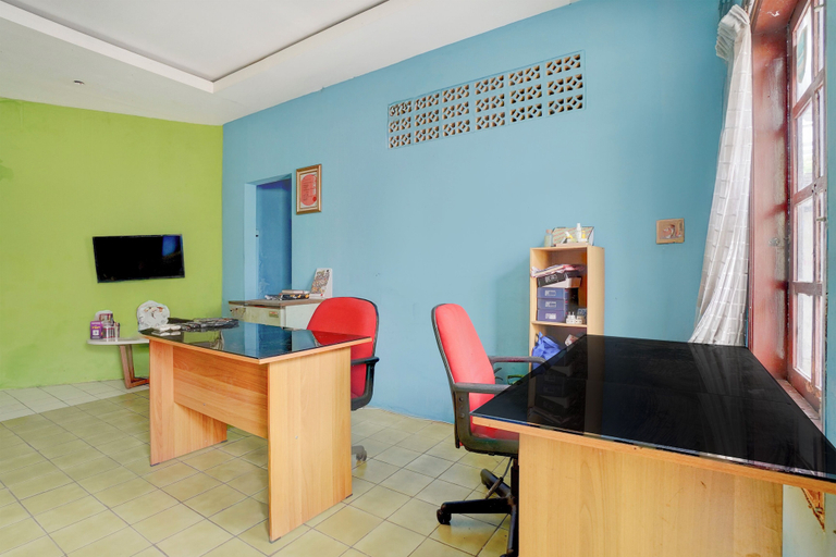 Reception 3, Capital O 95198 Angel Homestay, Bekasi