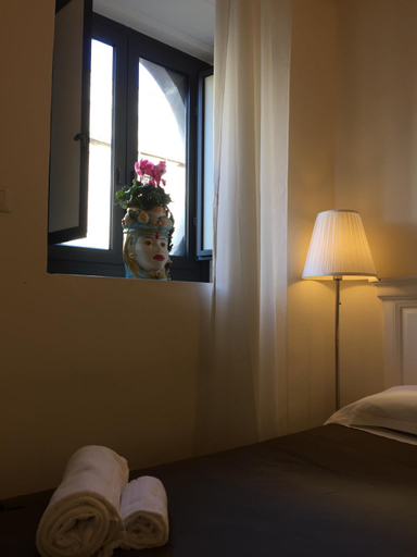 Bedroom 3, B&B Palazzo Bruca, Catania