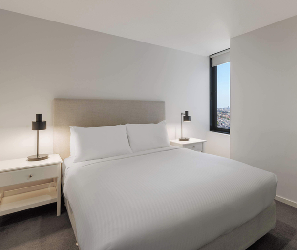 Bedroom 3, Oaks Melbourne Flemington Suites, Melbourne