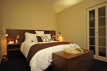 Others 5, Hotel Le Navigateur, Rimouski-Neigette