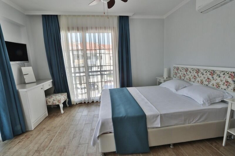 Bedroom 2, Emre Hotel 10 Oda, Datça