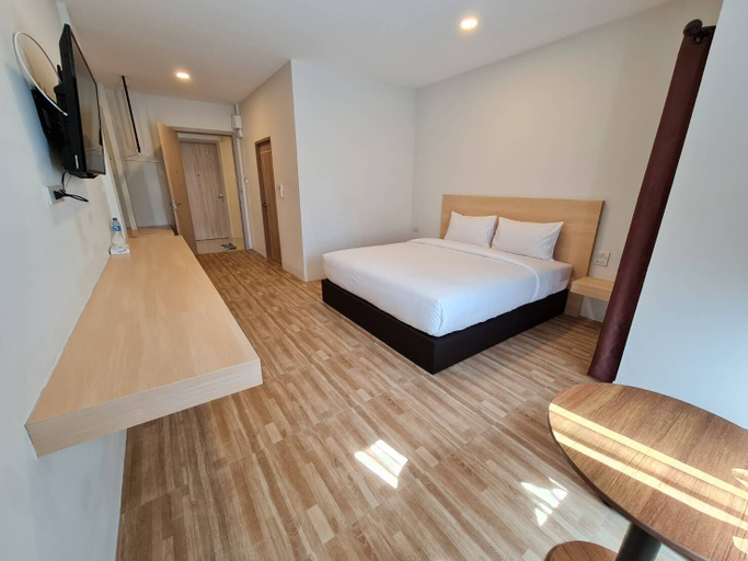 Bedroom 3, The Charlotte Smart Hotel Lopburi, Muang Lop Buri