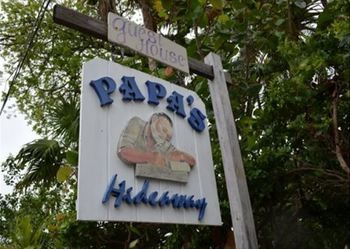 Others 4, Papa's Hideaway, Monroe