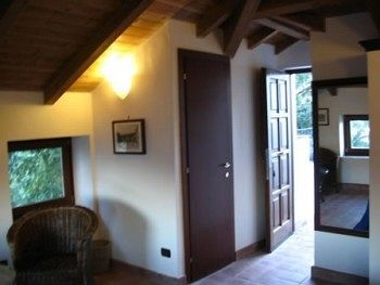 Others 3, Guest House Pedamentina, Napoli