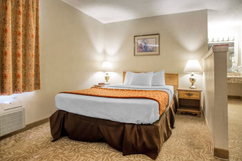 Others 3, Ramada by Wyndham Stevens Point, Portage