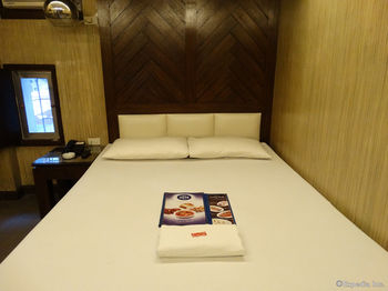 Others 3, Hotel 2016 Manila Boutique, Manila City