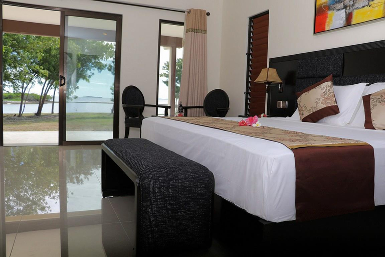 Bedroom 3, Nila Beach Resort, Ba