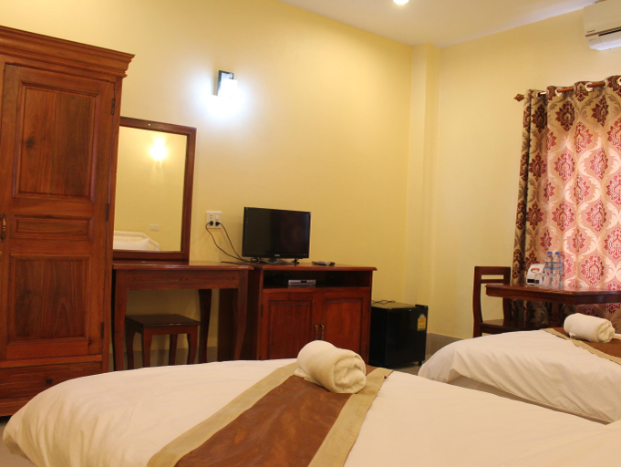 Others 5, Phommala Hotel, Pakxe