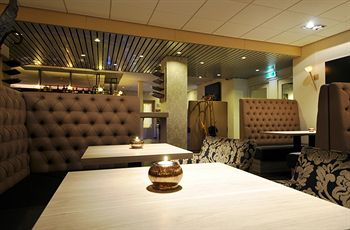 Others 3, Grandcafé Hotel Terminus, Goes