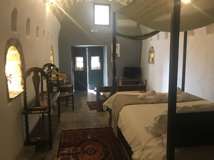 Bedroom 2, Byzantino, Peloponnese