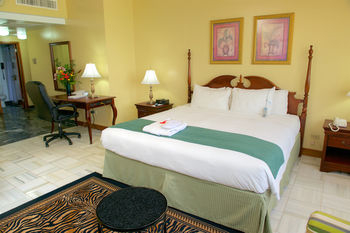 Others 4, Fort George Hotel And Spa
