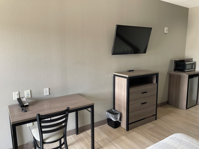 Others 5, Express Inn - Richey, Houston