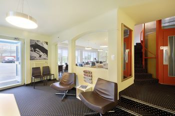 Others 4, Hotel Bellevue, Luzern