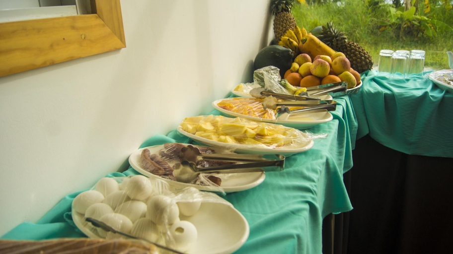 Food & Drinks, Golhaa View Inn by Tes, Kaafu Atoll