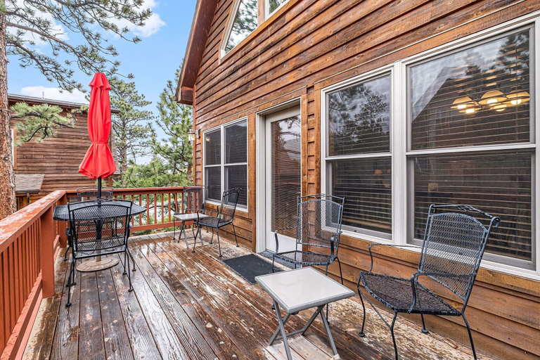 Outdoor dining 5, Cozy Solitude Cabins - Estes Park CO, Larimer