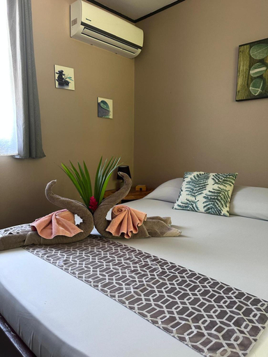 Bedroom, Hotel El Colibri Rojo, Talamanca