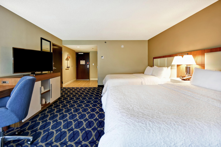 Bedroom 3, Hampton Inn Auburn, Lee