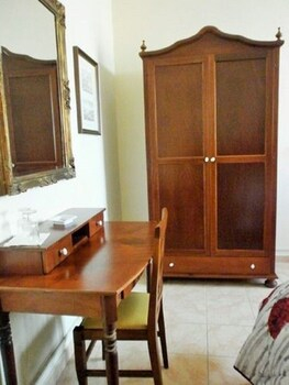 Others 5, I Cappuccini Rooms, Catania