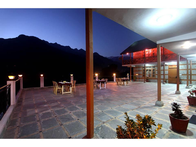 Others 3, Hollywood Hotel, Kullu
