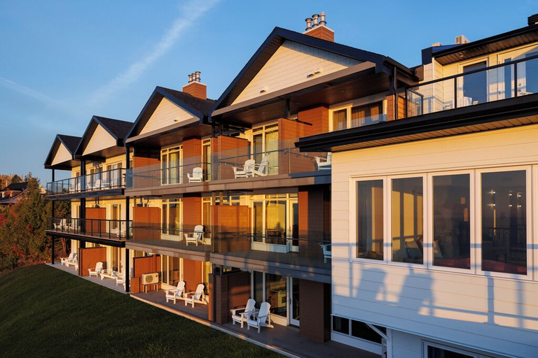 Exterior & Views 1, La Pinsonniere, Charlevoix-Est
