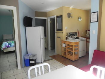 Others 2, Naramata Courtyard Suites, Okanagan-Similkameen